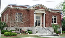 Perpustakaan Carnegie dari Valdosta, GA, amerika SERIKAT (02).jpg