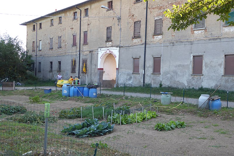 File:Cascina Ravellino, Parabiago 03.jpg