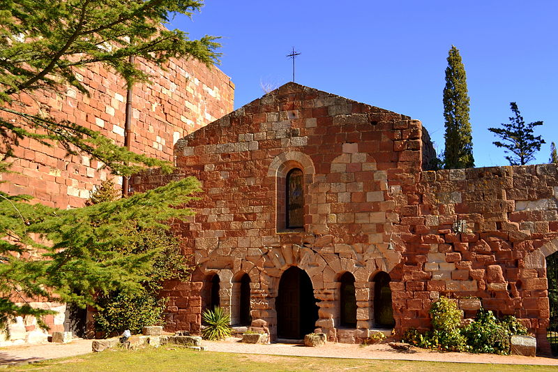 File:Castell monestir d'Escornalbou (Riudecanyes) - 15.jpg