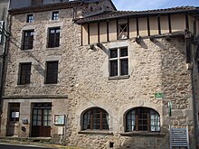 Rue Salardine, maison médiévale à angle coupé