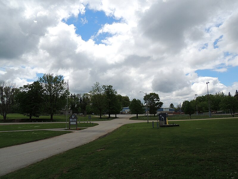 File:Chesley Community Park (34894113361).jpg