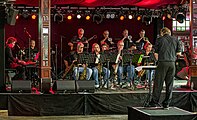 Bilder vom Zelt Musik Festival 2022 in Freiburg im Breisgau Derr Big Band Abend mit den Chnofis, BigSickBand, Streulichtern