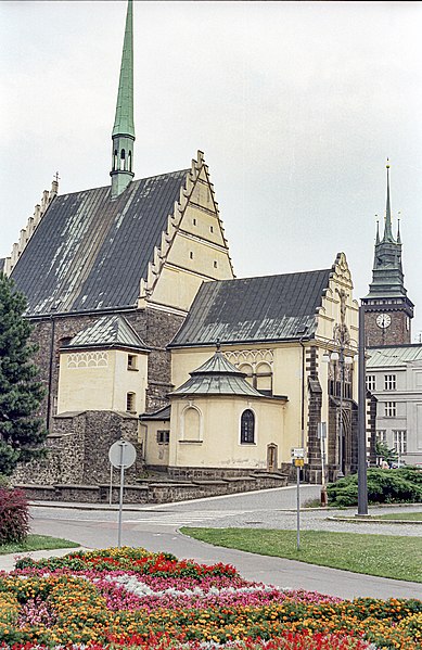 File:Church of Saint Bartholomew (Pardubice) 02 (js).jpg