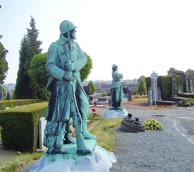 File:Cimetière d'Ixelles 07.JPG