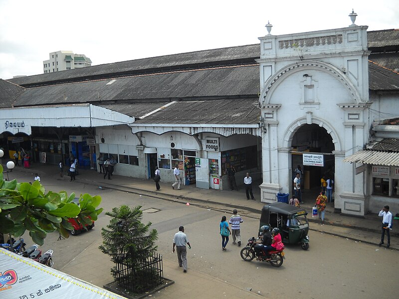 File:Colombo Fort Railway Station 4.JPG