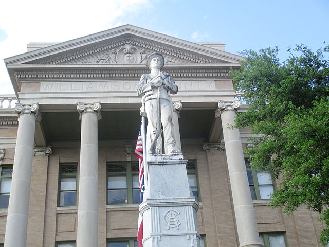 Confederate statue at Williamson County courthouse