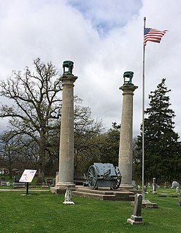 Courthouse columns at Oak Hill Cemetery.jpg