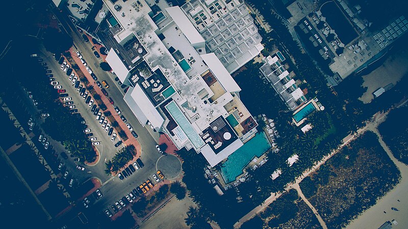 File:Drone view of hotel terraces in Miami Beach (Unsplash).jpg