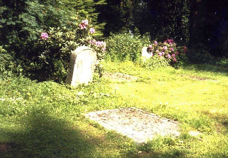 File:Duerwiss-friedhof.jpg