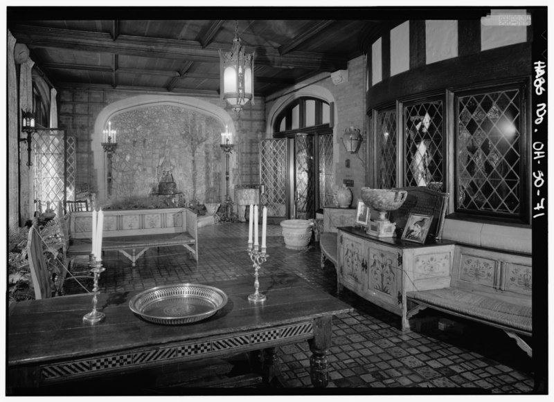 File:ENCLOSED PORCH-FOUNTAIN ROOM, LOOKING NORTH - Stan Hywet Hall, 714 North Portage Path, Akron, Summit County, OH HABS OHIO,77-AKRO,5-71.tif