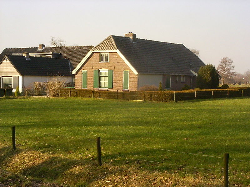 File:Ede-doesburgerdijk-boerderijtje.JPG