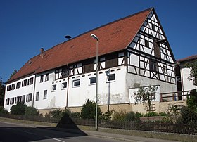 Ehemaliger Vogteihof in Großkötz.JPG