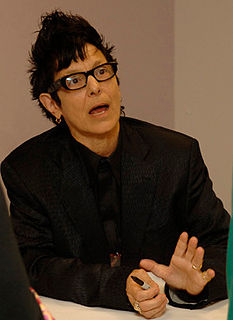 <span class="mw-page-title-main">Elizabeth Streb</span> American choreographer and dancer