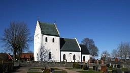 Emmislövs kyrka i april 2010.