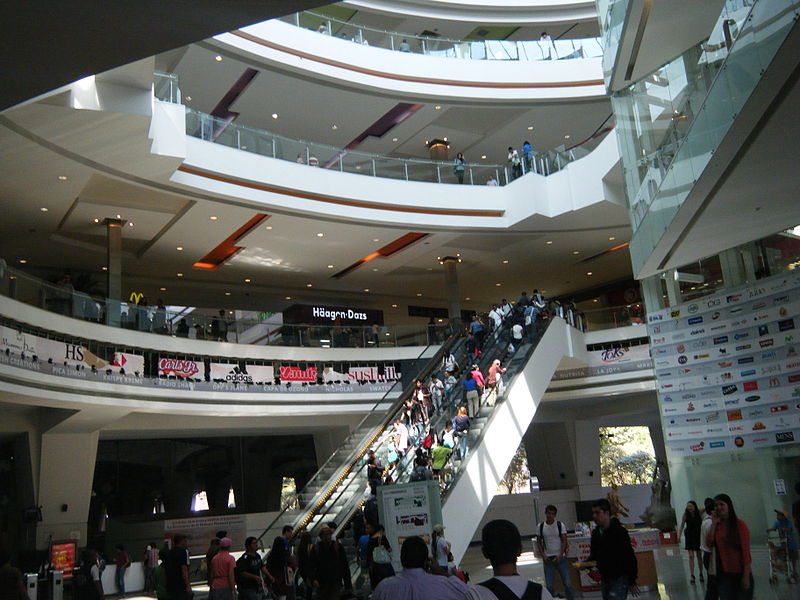 File:Estación Buenavista, DF (2).JPG