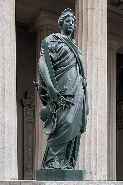 File:Estatua de Themis, Valparaíso 20201102 18.jpg
