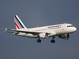 Airbus A319 F-GPMF d'Air France arrivant à Schiphol. (définition réelle 3 132 × 2 354)
