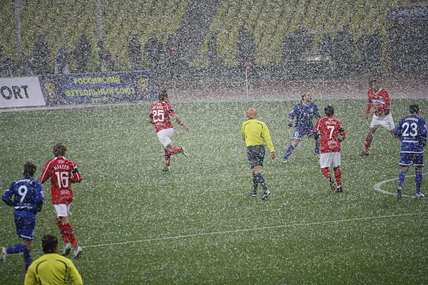 Spartak vs Dinamo in Luzhnikí on 14 March 2010.