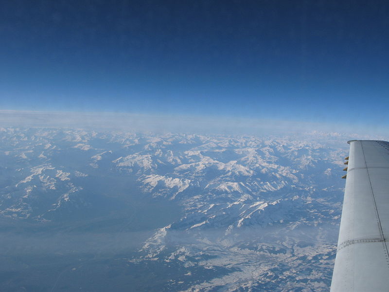 File:Flying over the Alps (5745906247).jpg