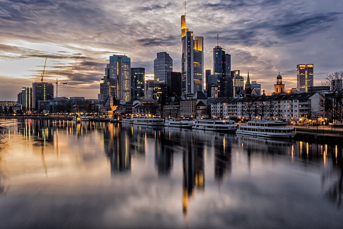 File:Frankfurt Skyline (126739545).jpeg