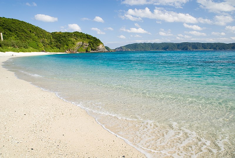 File:Furuzamami beach Okinawa Zamami.jpg