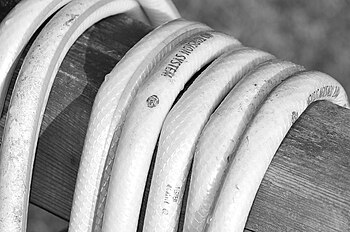 English: garden hose Deutsch: Gartenschlauch