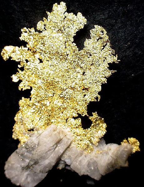 File:Gold-Quartz-rl-1310b.jpg