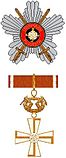 Великий хрест ордена Хреста Свободи з мечами, видається з 1918 р. у Фінляндії