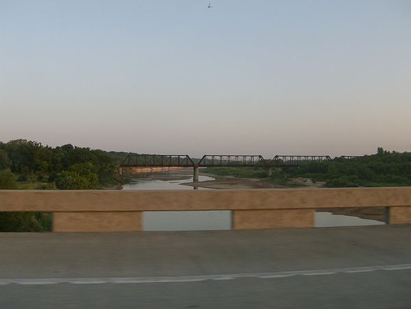 Crossing the Red River at the Texas–Oklahoma border from I-35