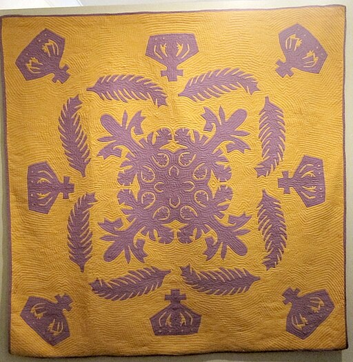 Hawaiian quilt, Na Kalaunu (Crowns),