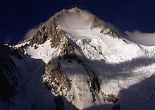 Der Hidden Peak (8080 m) ist der höchste Berg der Gasherbrum-Gruppe. Hier ist die Südwand zu sehen.