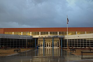 <span class="mw-page-title-main">Howard Lake-Waverly-Winsted High School</span> Public school in Howard Lake, Wright, Minnesota, United States
