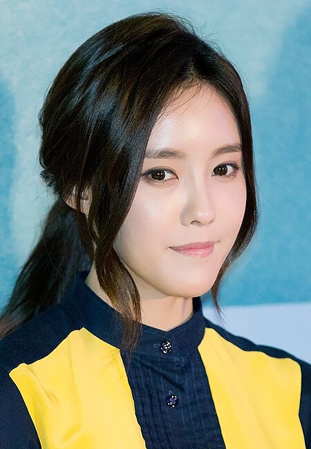 Tập_tin:Hyomin_at_Love_Jinx_vip_premiere,_February_2014.jpg