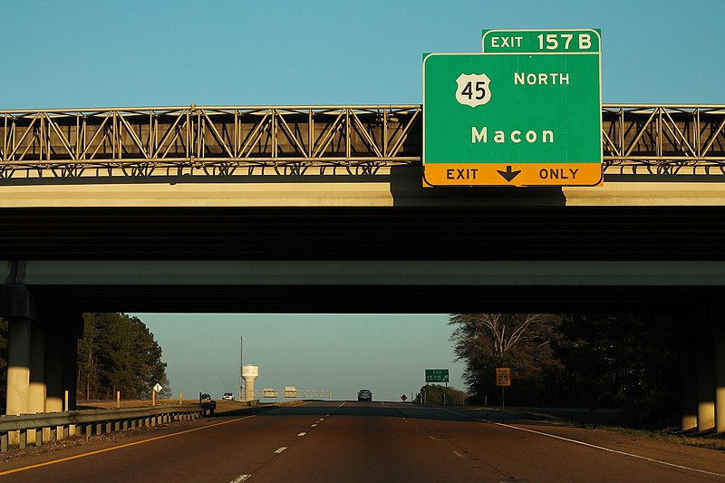 File:I-20 East I-59 North MS - Exit 157B - US45 North (41460064324).jpg