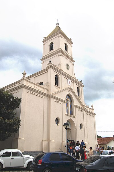 File:Igreja matriz de Santa Rita de Cássia em Extrema.jpg