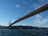 Istanbul: Die zweite Brücke (1988) über den Bosporus.
