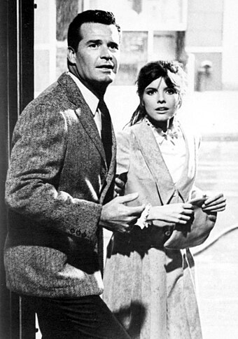 With Katharine Ross in Mister Buddwing (1966)