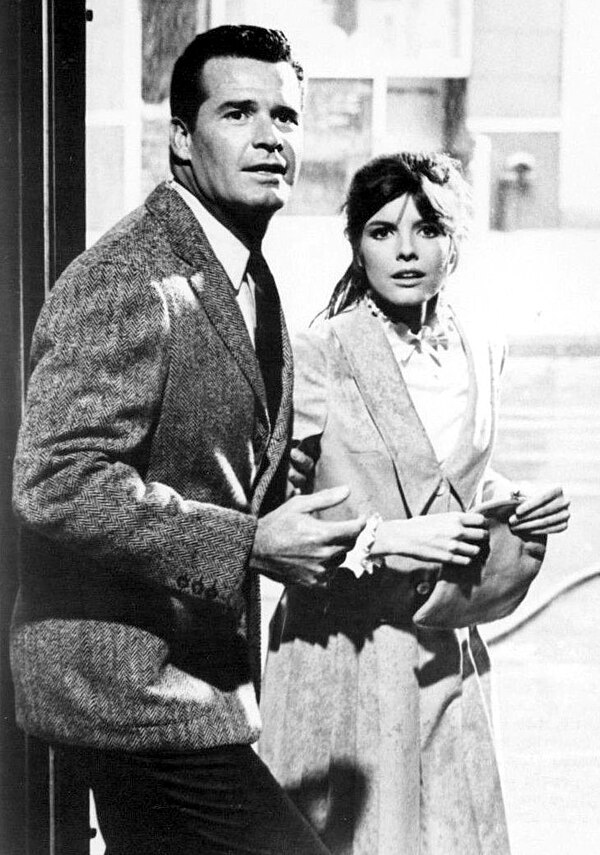 James Garner and Katharine Ross in Mister Buddwing (1966)