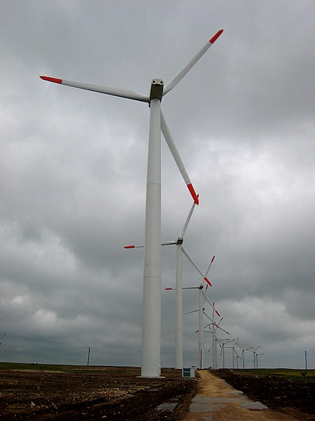 File:Kaliakra wind turbines.jpg