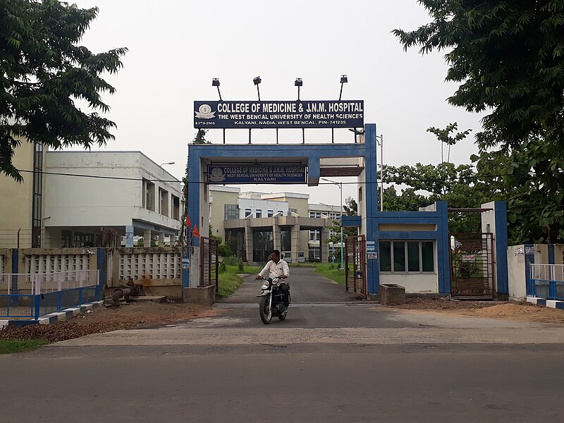 File:Kalyani Medical College and Hospital 02.jpg