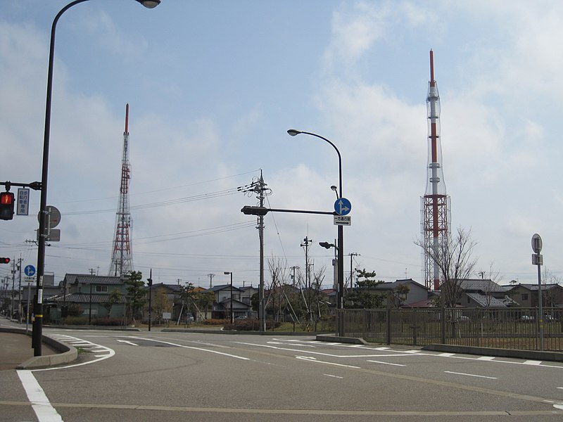 File:Kannondo TV-tower.jpg