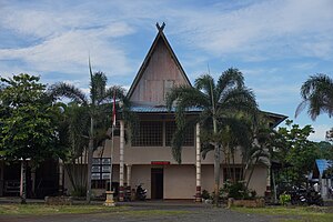 Kantor kepala desa (pambakal) Mandikapau Barat