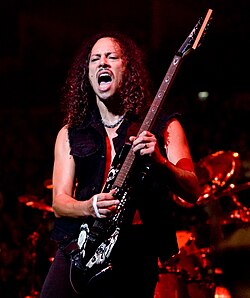 Kirk Hammett live in London 2008-09-15.jpg