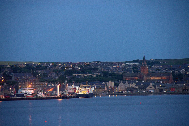 File:Kirkwall at dusk - geograph.org.uk - 3550865.jpg