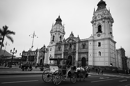 Catedral de Lima Por Alely Juliana Licencia: CC-BY-SA-4.0