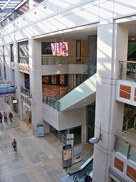 File:Leeds Light VUE.jpg