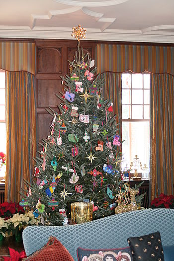 Minnesota Governor's Residence, Music room. Ch...