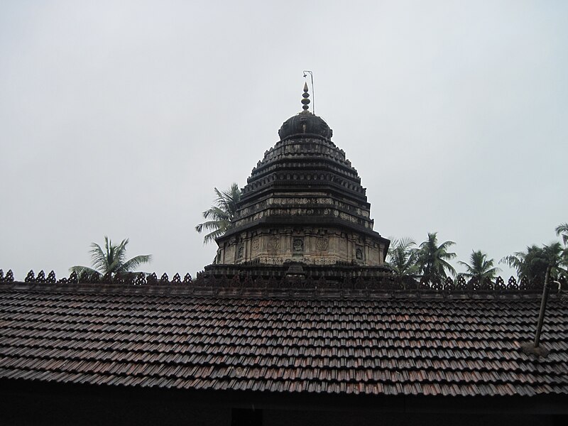 File:Mahabaleshwara Temple.JPG