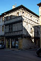 image=File:Maison à pans de bois 16ème siècle.jpg
