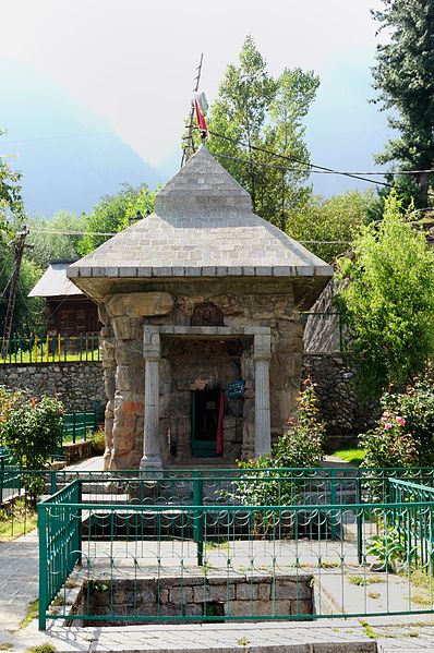 Mamaleshwar Temple